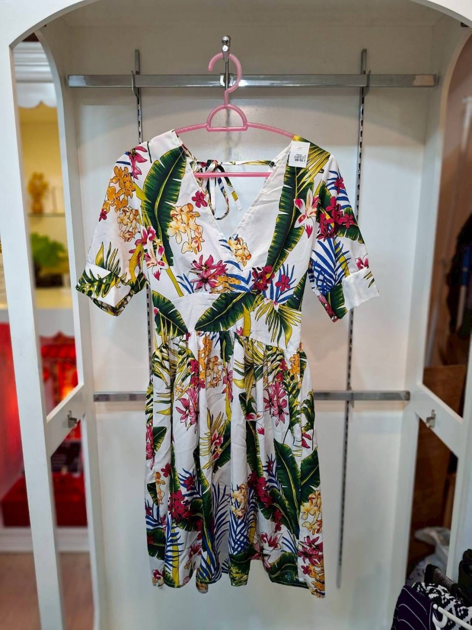 เสื้อผ้าแฟชั่นหลากหลาย(จำนวน 50 ตัว )